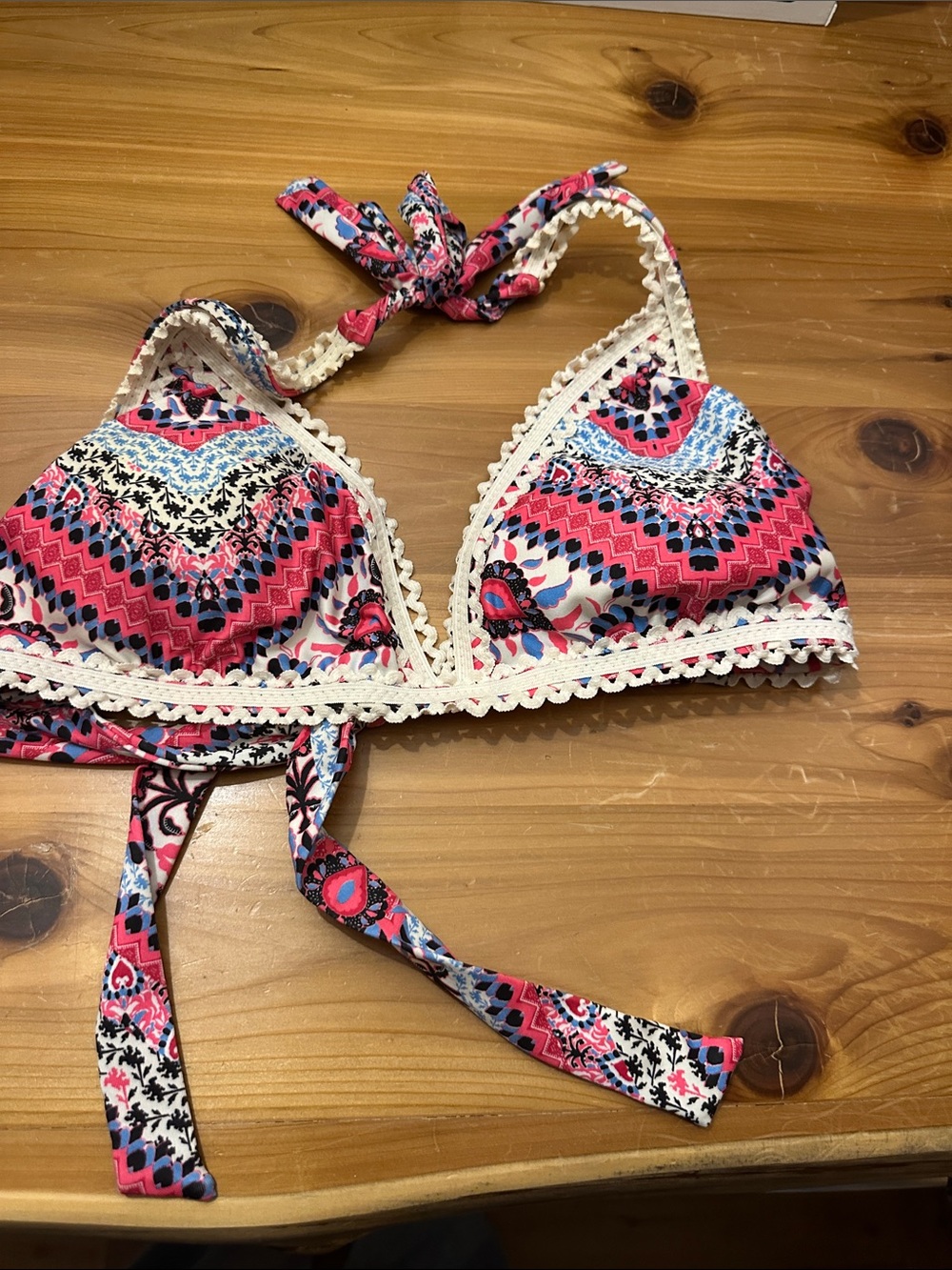 Becca bikini top D